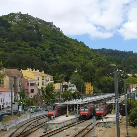 Idyllic Sintra's Train Station Apartman Sintra